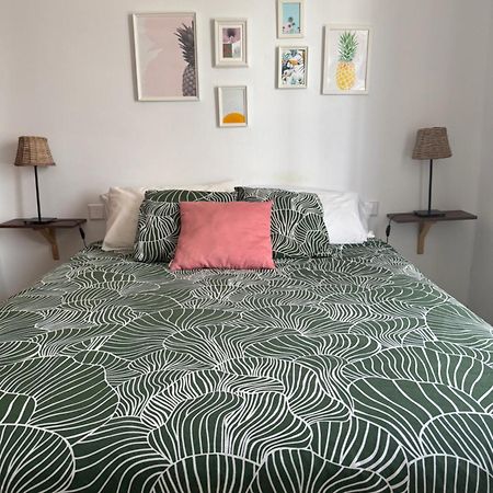 Flor De Famara Apartment Exterior photo