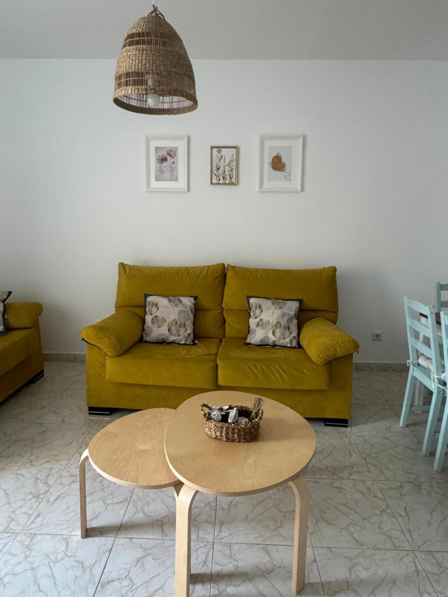 Flor De Famara Apartment Exterior photo